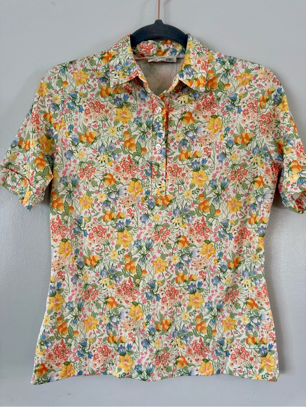 Vintage D'Allairds Canadian Made Colorful Ditsy Floral Short Sleeve Polo